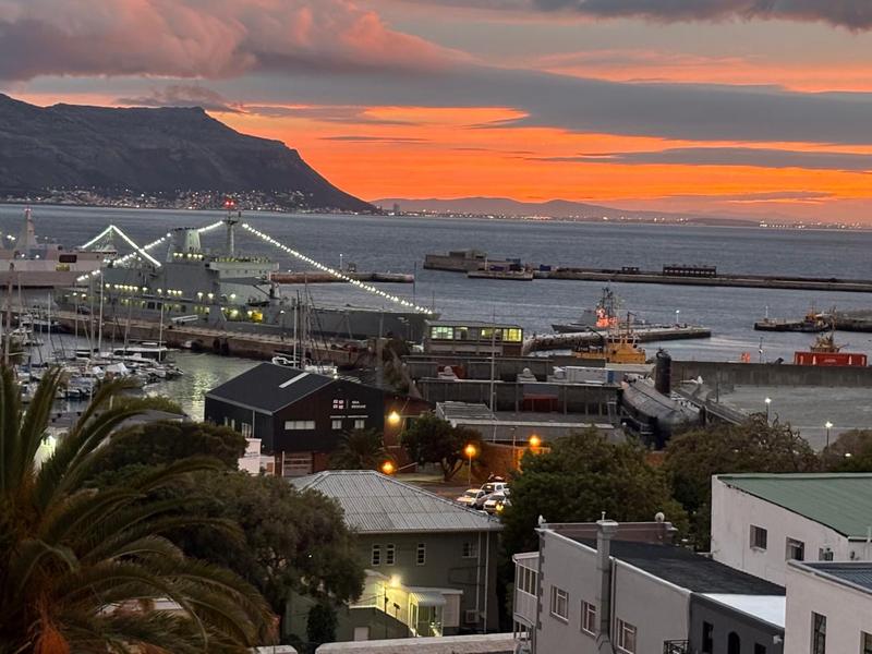 To Let 2 Bedroom Property for Rent in Simons Town Western Cape